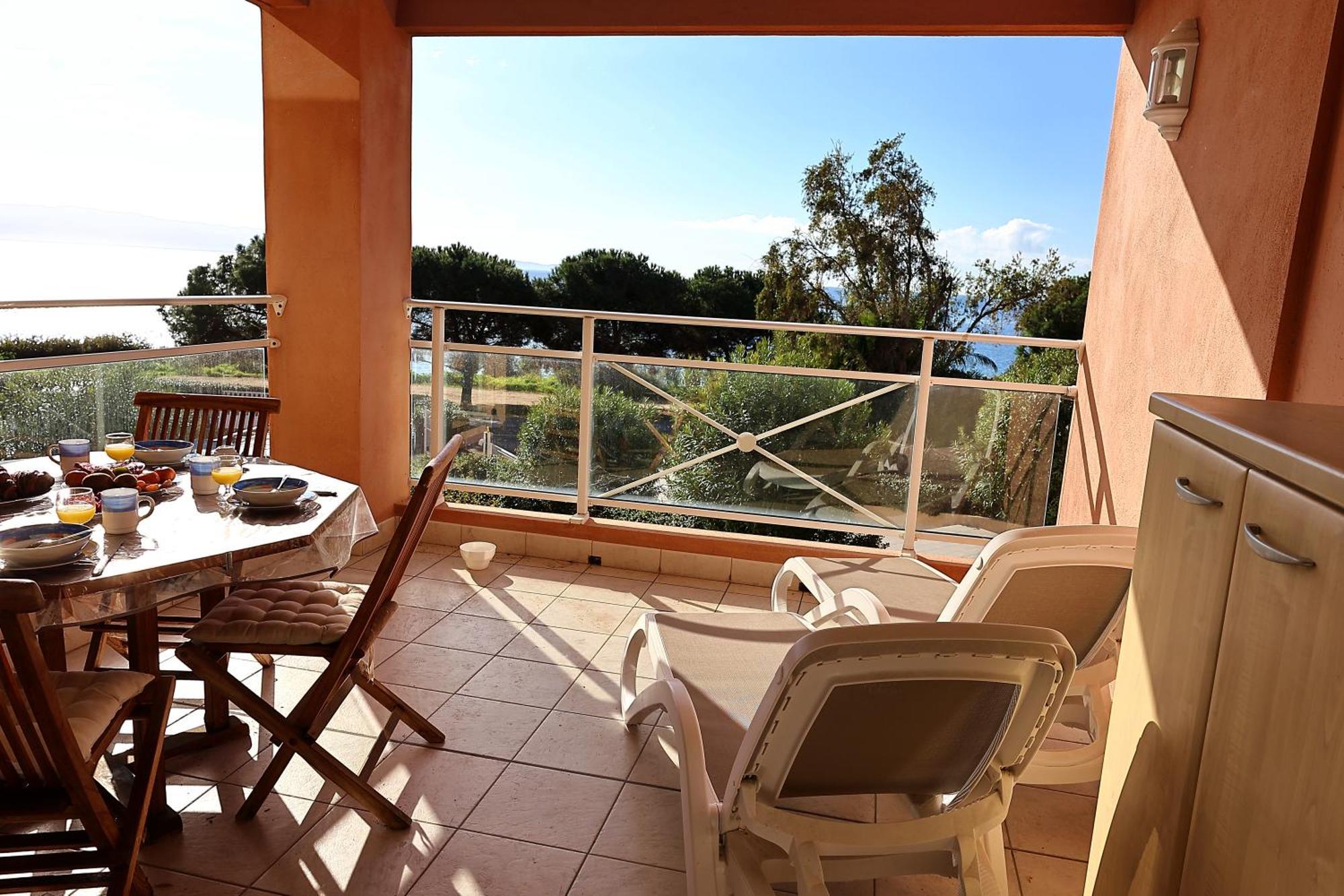 Superbe T2 Vue Mer - Piscine & Plage A 100M Ajaccio  Bagian luar foto